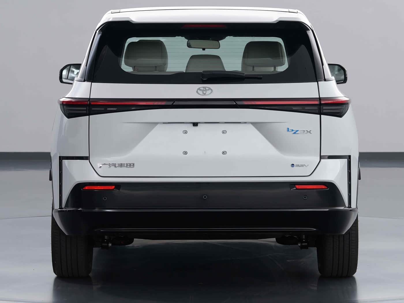 2025 Toyota Bz3x Image 4